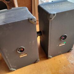 カラオケ用のスピーカーの画像