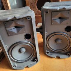 カラオケ用のスピーカーの画像