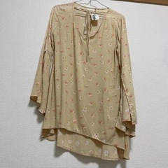 ブラウス