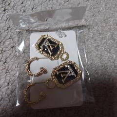 ピアス