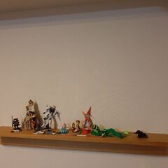 無印の壁に取り付けられる家具棚の画像