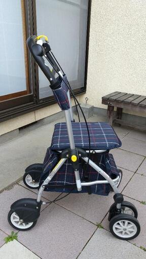 幸和製作所製シルバーカー