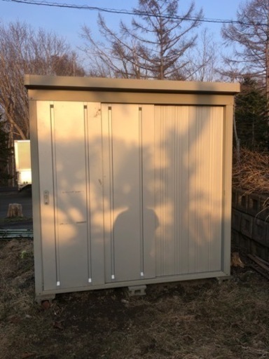 物置 w2120 d1520 h2110