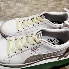 puma プーマ　スニーカー　かわいい　蝶結び　24