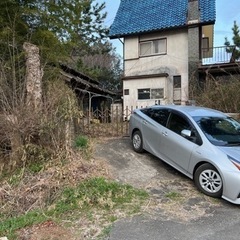 ボロ戸建て付き1000坪の土地を200万でお譲りします。キャンプ場、資材置き場、駐車場、とにかく広い土地が必要な方に！ - 不動産