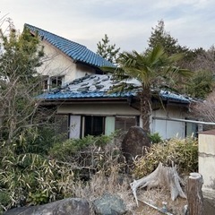 ボロ戸建て付き1000坪の土地を200万でお譲りします。キャンプ場、資材置き場、駐車場、とにかく広い土地が必要な方に！ - 土地販売/土地売買
