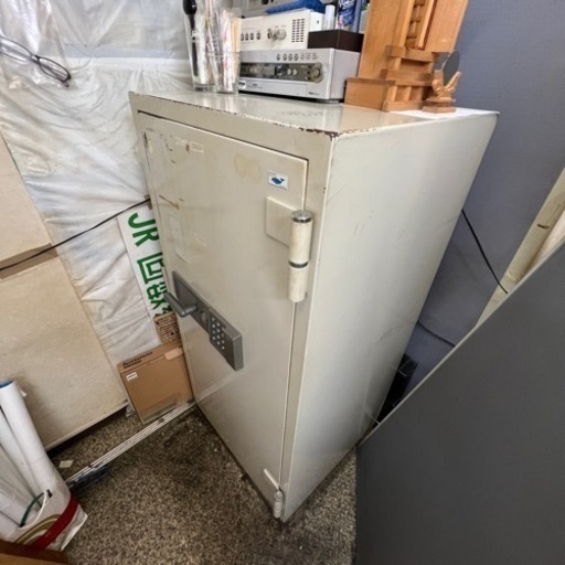 EIKO大型金庫（170リットル）CS-72E