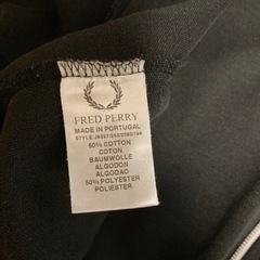 フレッドペリーのジャージの画像