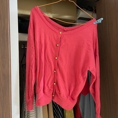 前後両方使えるピンクカーディガン　カシミヤ混【決定】の画像