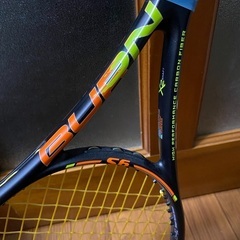 テニスラケット＆ケース ウィルソン BURN95  309g  Wilson ハイパフォーマンスカーボンファイバー high performance carbon fiber  X2 shaft 錦織圭選手の画像