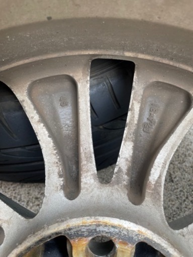 20ヴェルファイア　純正タイヤ