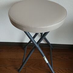 ニトリ折りたたみスツールの画像