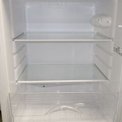 【A】2020年製☆美品中古☆NTR-106☆ニトリ製☆一人暮らしに☆冷蔵庫☆冷凍庫のひきだしがありません⭐︎激安☆フリマ☆オススメ☆の画像