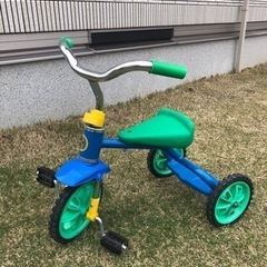 三輪車