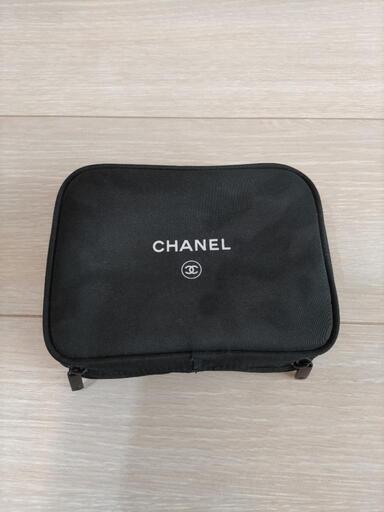 CHANEL メイクポーチ