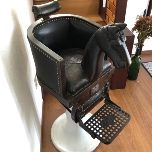 床屋　子供用　馬の椅子