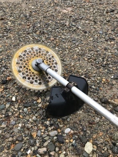 エンジン草刈機