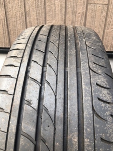 （決まりました）200系ハイエースホイール付きタイヤ17インチ（215/60R17 4本）