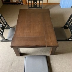家具調こたつと座椅子4脚セットの画像