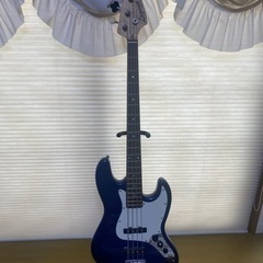 エレキベース　Legend