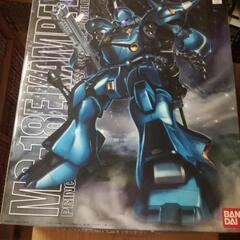 ガンプラ　1/100マスターグレード　ケンプファー