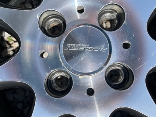 マナレイ　ロゼスト15インチ夏タイヤ中古