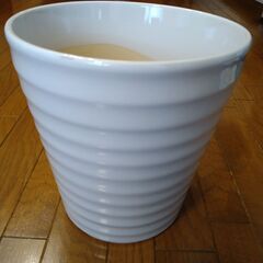 【値下げ！】陶器製　植木鉢(中)　未使用品