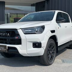 自社ローン　保証人不要　最大84回　頭金不要 トヨタ ハイラックス2.4 Z GRスポーツ ディーゼルターボ 4WD　登録済未使用車　ナビキット　ミラキャスト （スーパーホワイトII）の画像