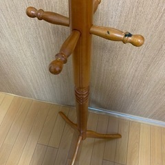 トーテムポール　コートハンガーの画像
