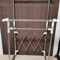 物干しスタンド・折り畳み・室内の画像