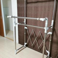 物干しスタンド・折り畳み・室内の画像