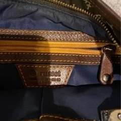 ラシット ショルダーバッグの画像