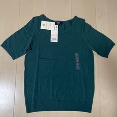 値下げ　UNIQLO 半袖　セーター　新品未使用タグ付き　美品　2枚セットの画像