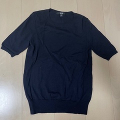 値下げ　UNIQLO 半袖　セーター　新品未使用タグ付き　美品　2枚セットの画像
