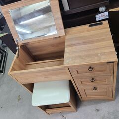 【リサイクルショップどりーむ天保山店】●2048●　鏡台　ドレッ...