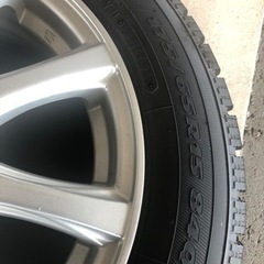 スタッドレスタイヤ　ホイールセットの画像