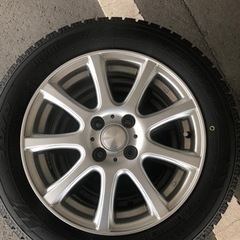 スタッドレスタイヤ　ホイールセットの画像