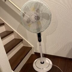 (本日処分します)無料　扇風機　ジャンク品