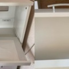 白いパンケース&キッチンシェルフの画像