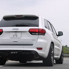 ジープ グランドチェロキーSRT8 4WD　ローダウン　ハーマンカードン　ヒッチM （ホワイト）の画像