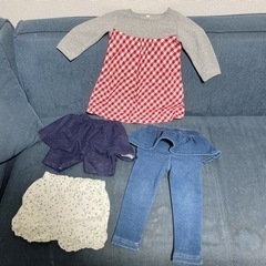 ベビー服　80 女の子用　4点お譲りします。