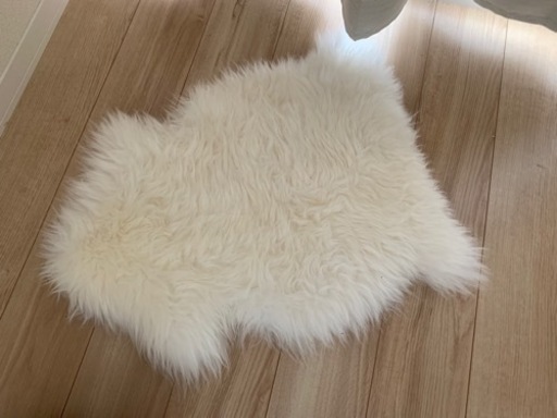 IKEA ラグ　羊皮