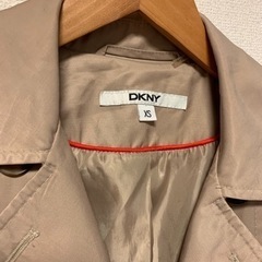 《美品》DKNY トレンチコートの画像
