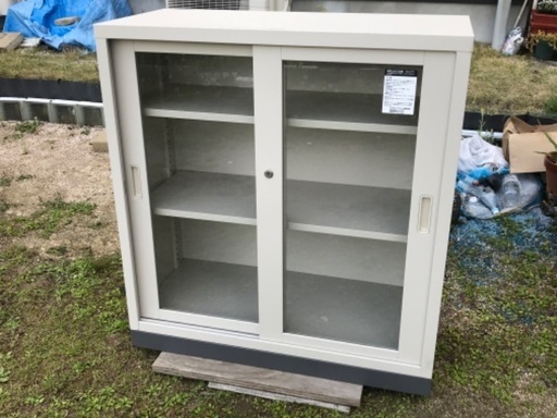 ⭐︎引違書庫　幅88cm  ガラス引き扉
