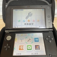 ニンテンドー3DS LL ブラック　ソフト4本