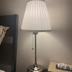 テーブルランプ
