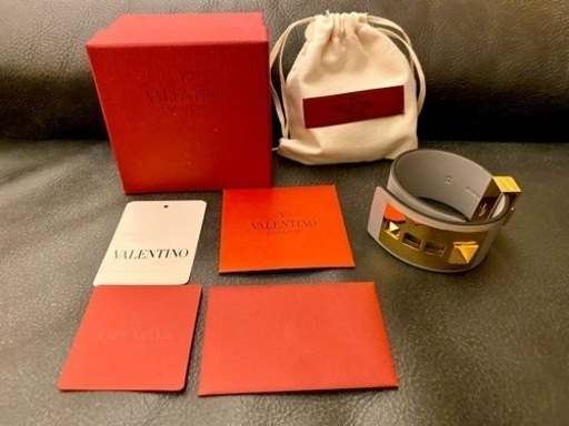 VALENTINO ブレスレット 未使用