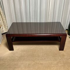 テーブル