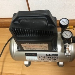 【売却済み】沢山のお問い合わせありがとうございました。ミニコンプレッサー　タンク容量10Lの画像