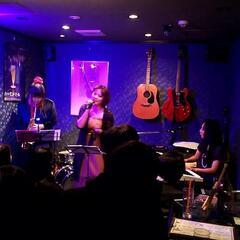 演奏できるバーでライブデビュー！【大阪】